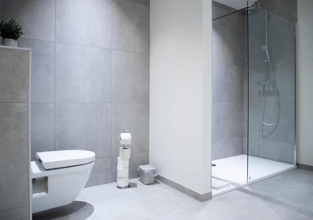 Smartflats - Antwerp View Apartment ภายนอก รูปภาพ